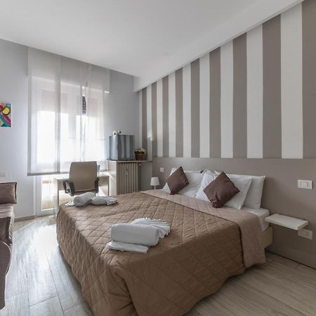 Chezromyk The Kosher B&B Milan Exterior photo