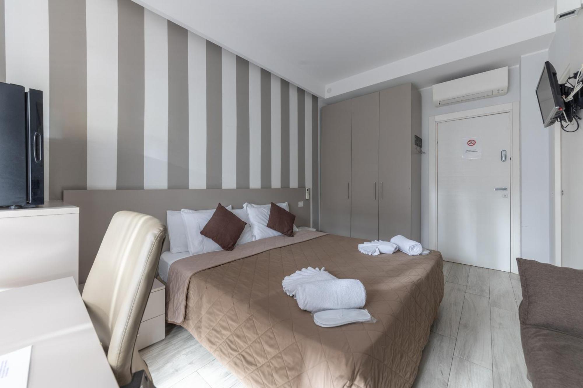 Chezromyk The Kosher B&B Milan Exterior photo